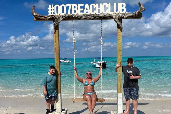 Rose Island Adventure: Snorkel, Sea Turtles, and Private Beach - The Nassau departure: finding Margaritaville