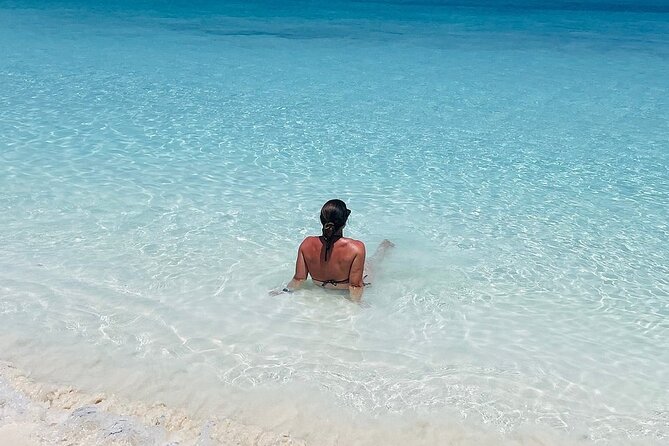 Rose Island Half-Day Snorkeling Cruise - Practical details that can affect your day
