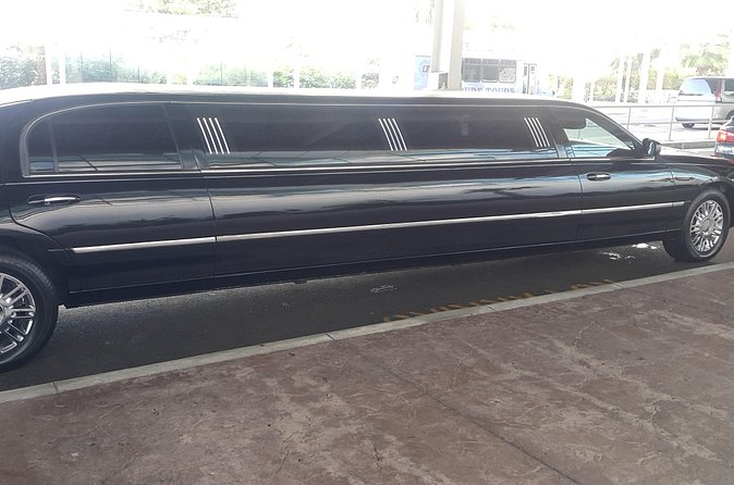 Round Trip Nassau Airport ARRIVAL (NASSAU LIMOUSINE) - The return to Nassau International Airport