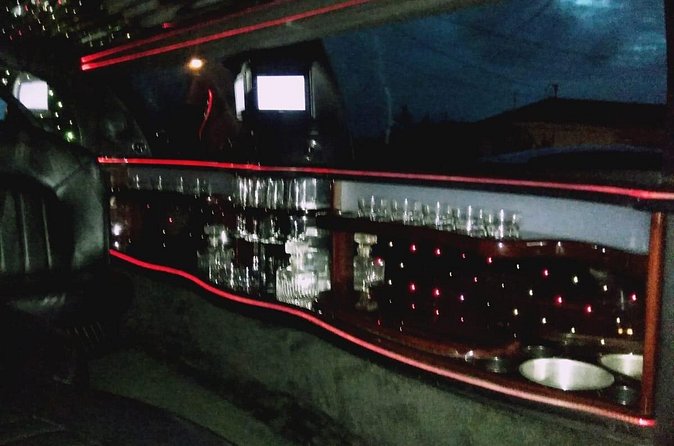 Round Trip Nassau Airport ARRIVAL (NASSAU LIMOUSINE) - Driver service is often the strongest part