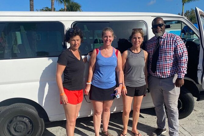 Round Trip Private Airport To Hotel Transfer in Nassau - What the 20-minute to 1-hour-15-minute ride feels like
