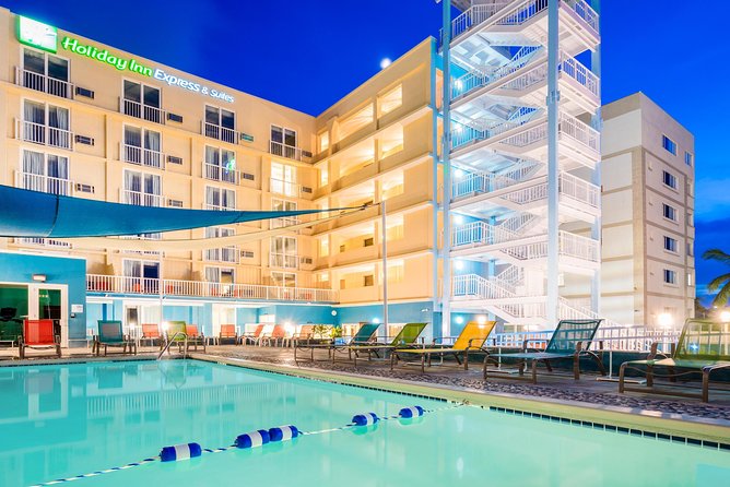 Roundtrip (LPIA) to Magaritaville, Marriott, Holiday Inn, Hilton - Key Points Before You Book