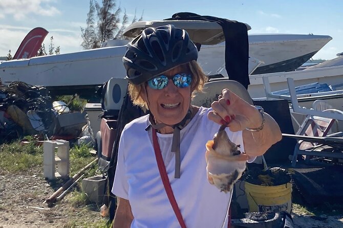 Shared Island Bike Tour in Bailey Town - Free time at the Bimini Straw Market