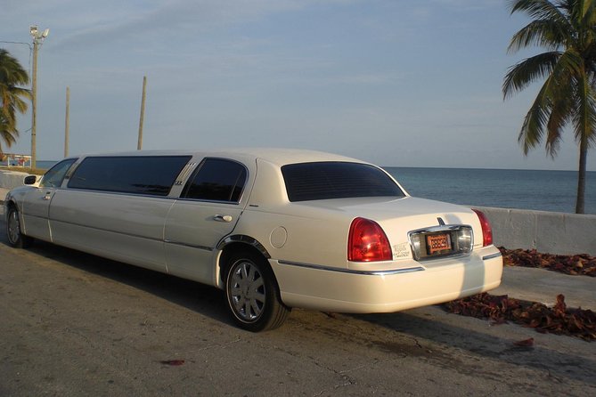 Shared Round Trip Limousine Transfer - Booking details and practical questions