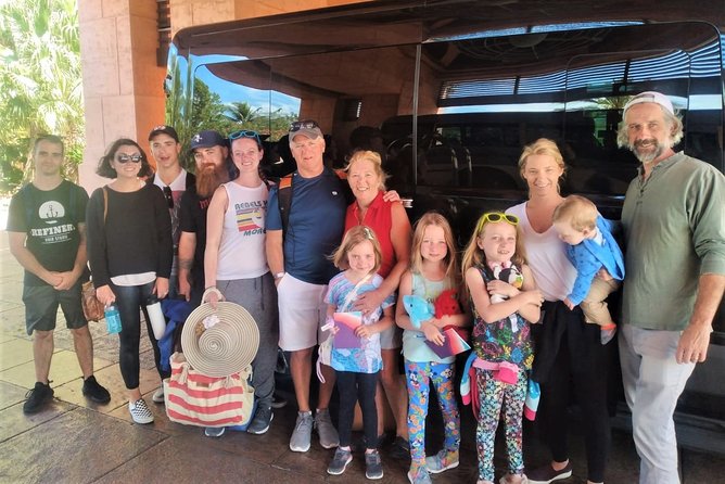 Small Group/ Family Private Roundtrip Airport Shuttle - Key Points for Your Nassau Airport Transfer