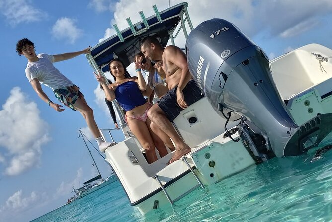 Snorkeling, Swim with Turtles & Beach Day - Swimming with turtles
