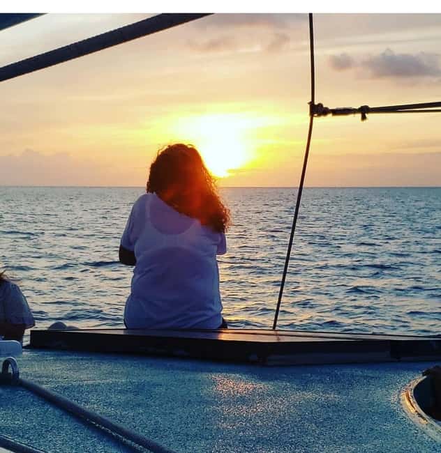 Sunset Cruise In Paradise - A Barbecue Dinner With Island Sides