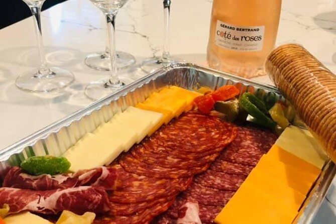 Sunset cruises - Watching the sunset with wine and cheese